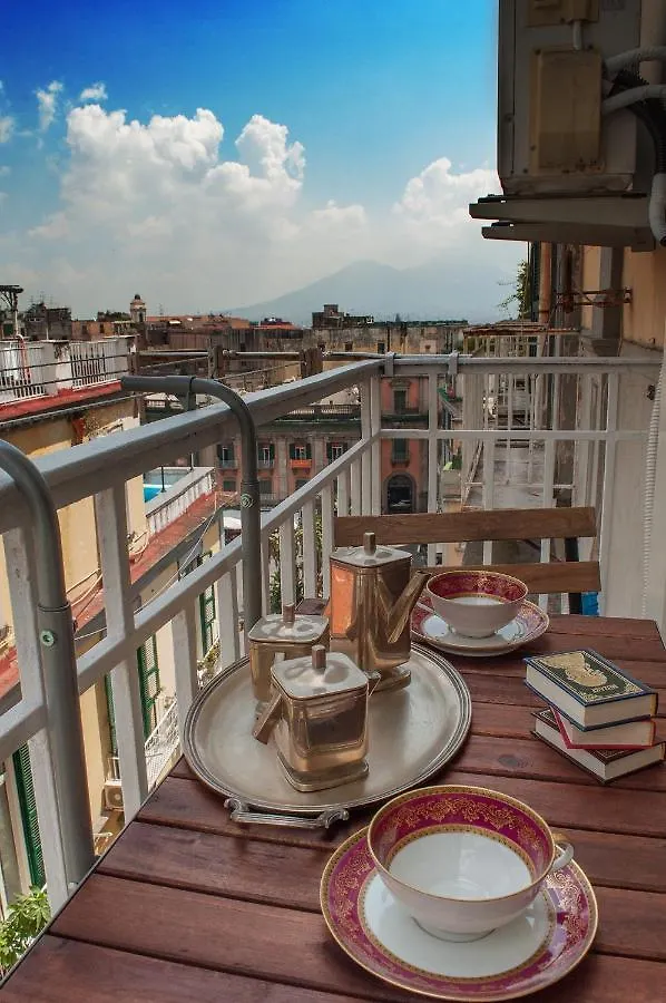 Art12 B&B Naples Bed & Breakfast